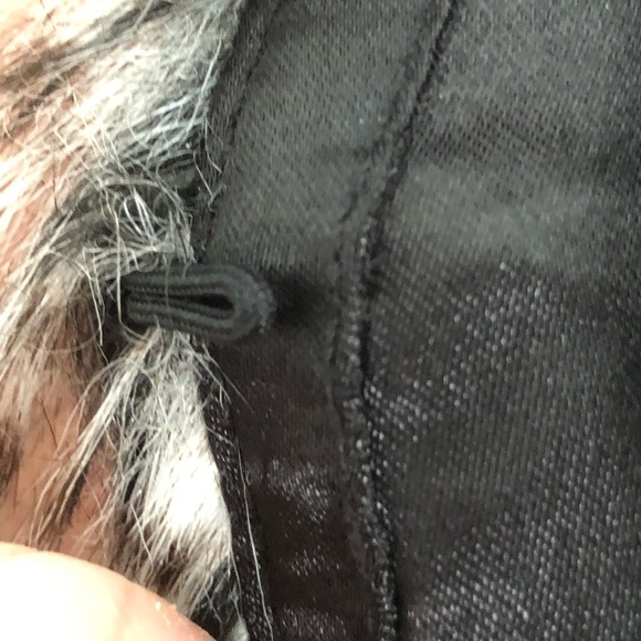 H&M Faux Fur Fluffy Vest - Picture 6 of 10